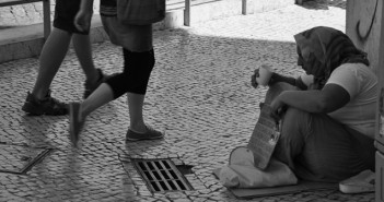 Pobreza_-_Lisboa_-_Portugal_(6237403457)